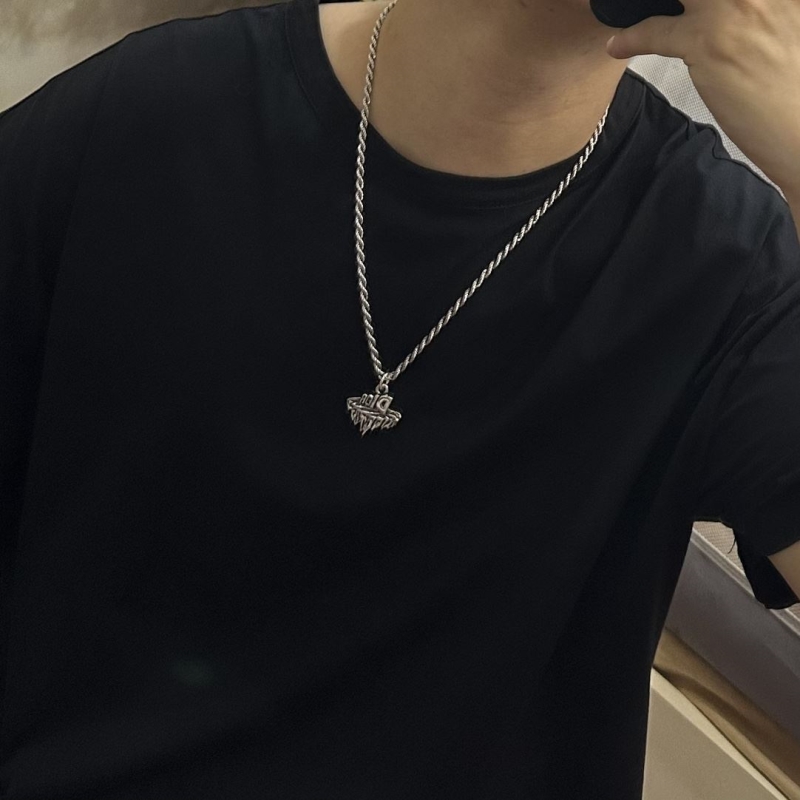 chr1st1an D10r necklaces